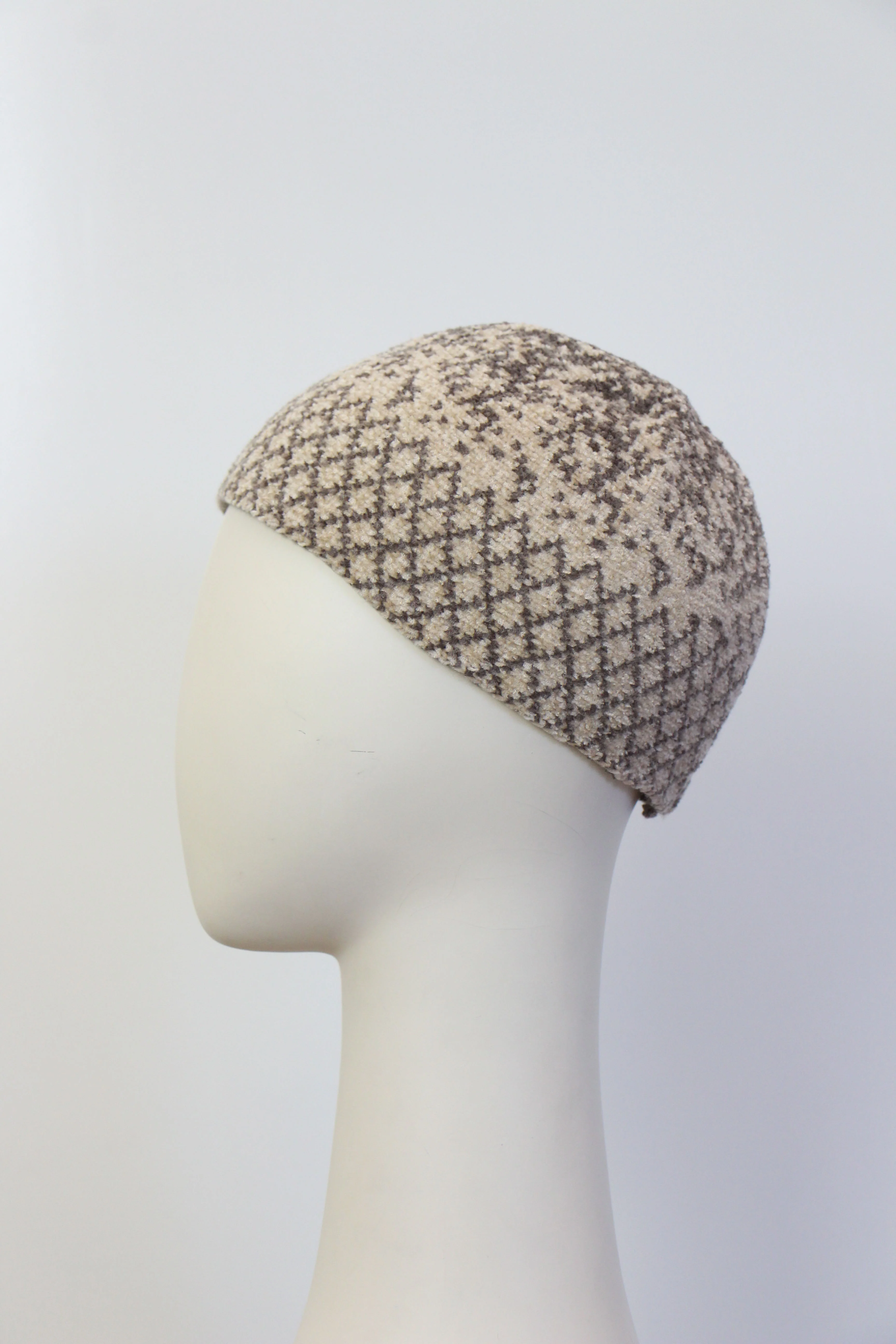 Thick Woolen Cap - Image 7